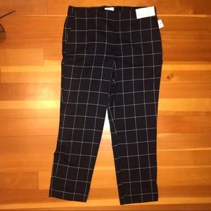 NWT Liz Claiborne Navy and White Erin Straight Leg Ankle Pant